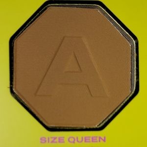 🆕️ JSC SINGLE PAN EYESHADOW - SIZE QUEEN